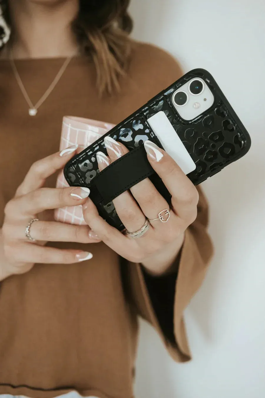 Walli Cases Blacked Out Leopard